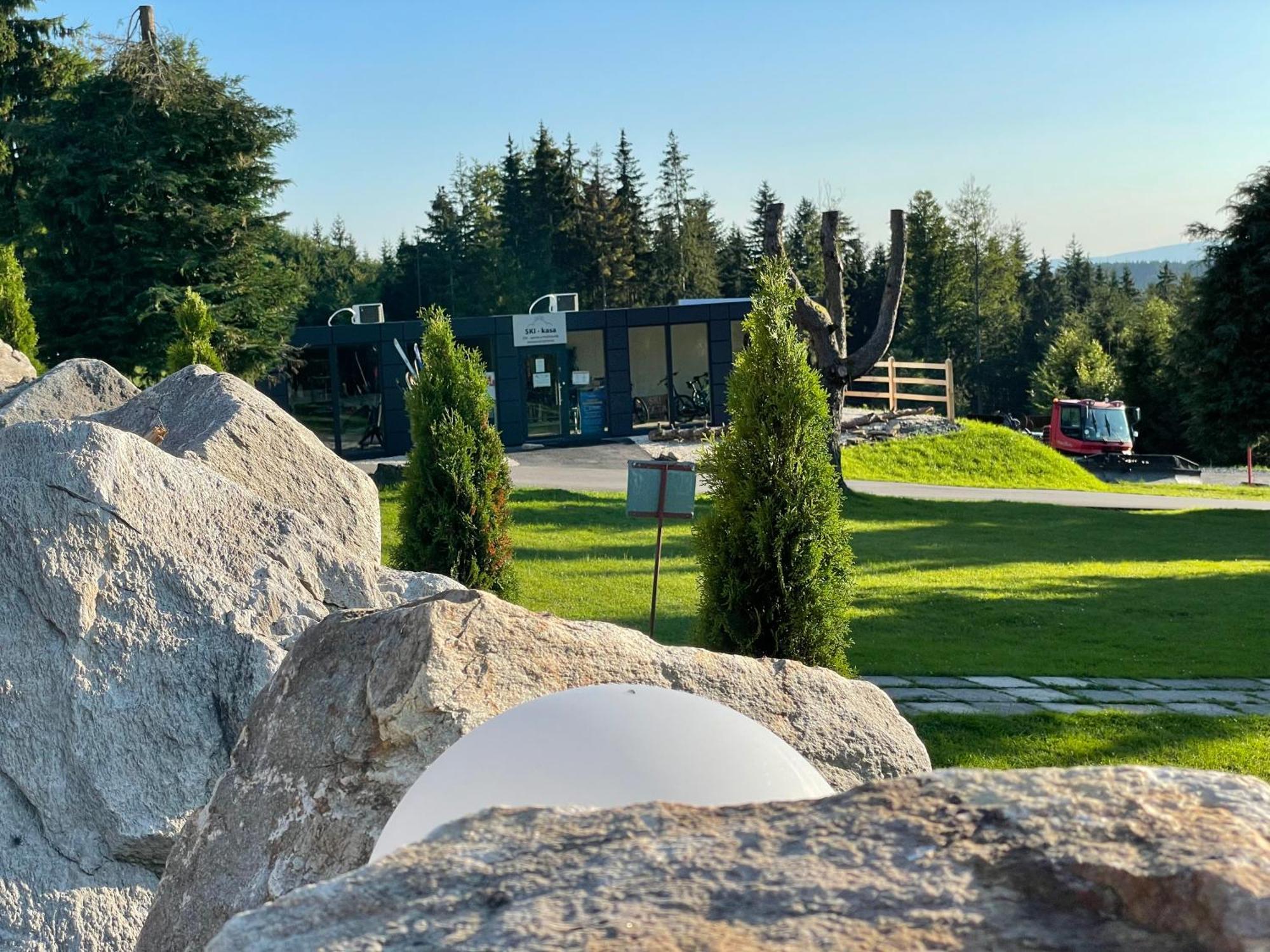 Hotel Zerrenpach Látky Exteriér fotografie