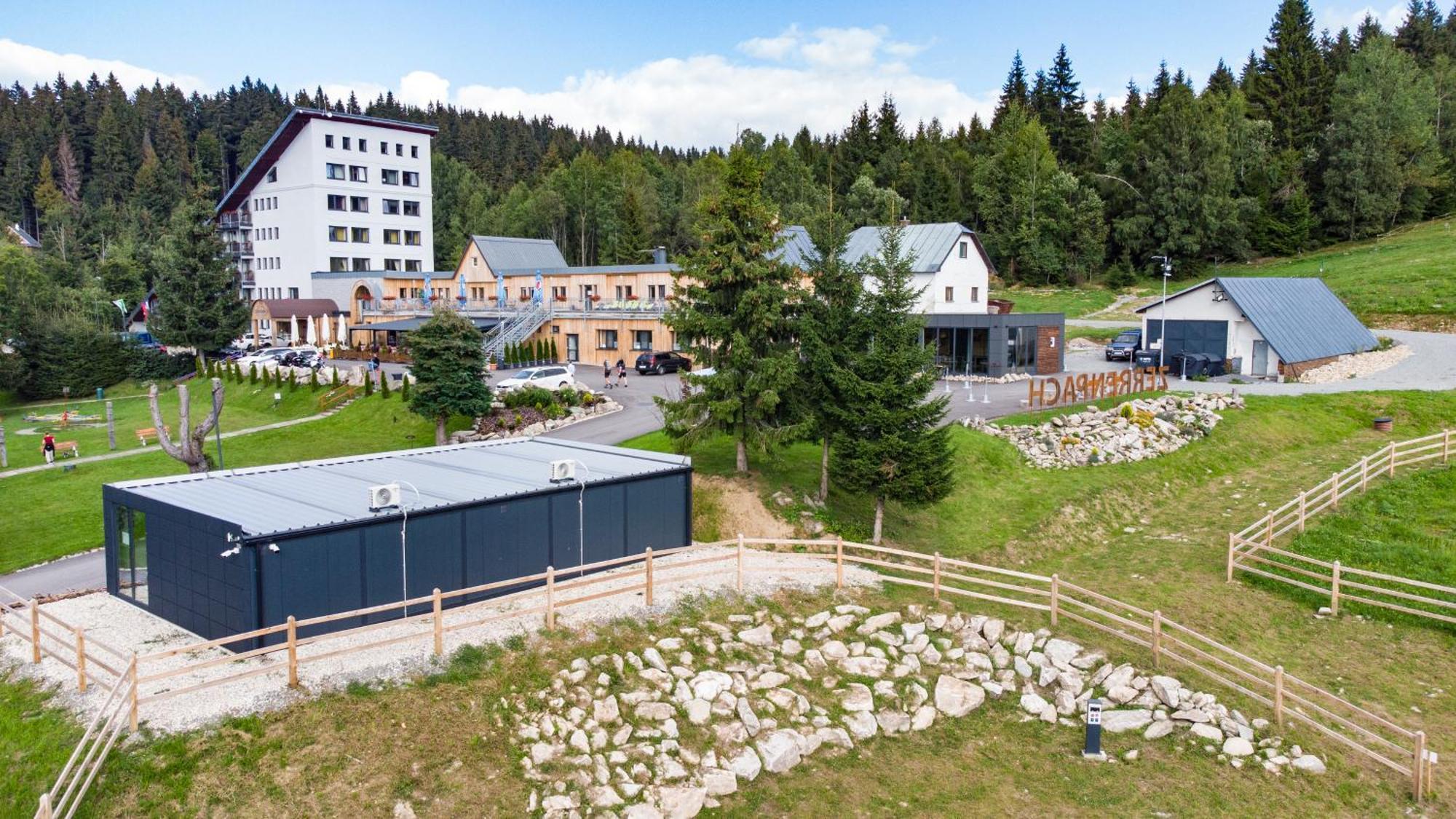 Hotel Zerrenpach Látky Exteriér fotografie