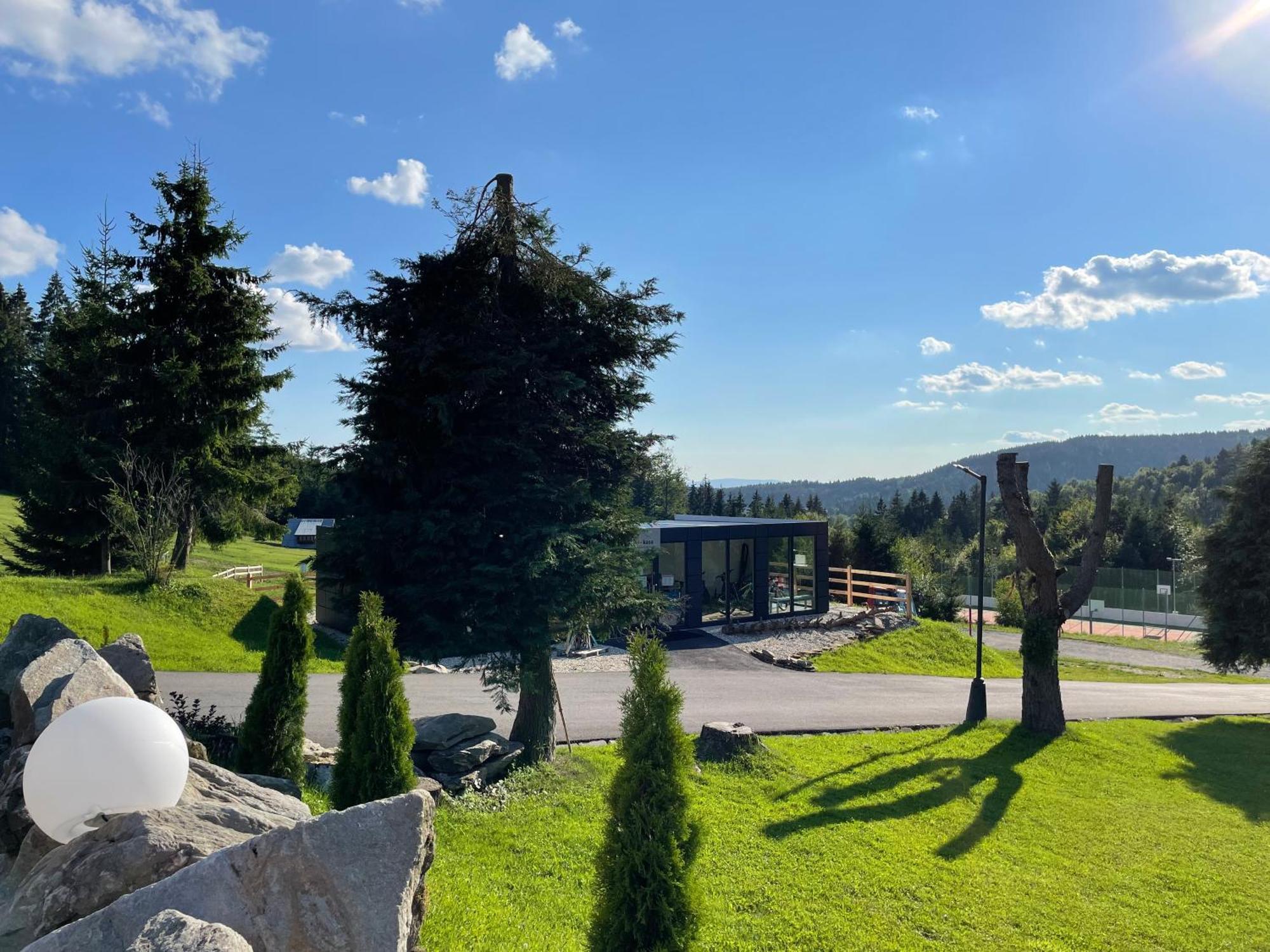 Hotel Zerrenpach Látky Exteriér fotografie