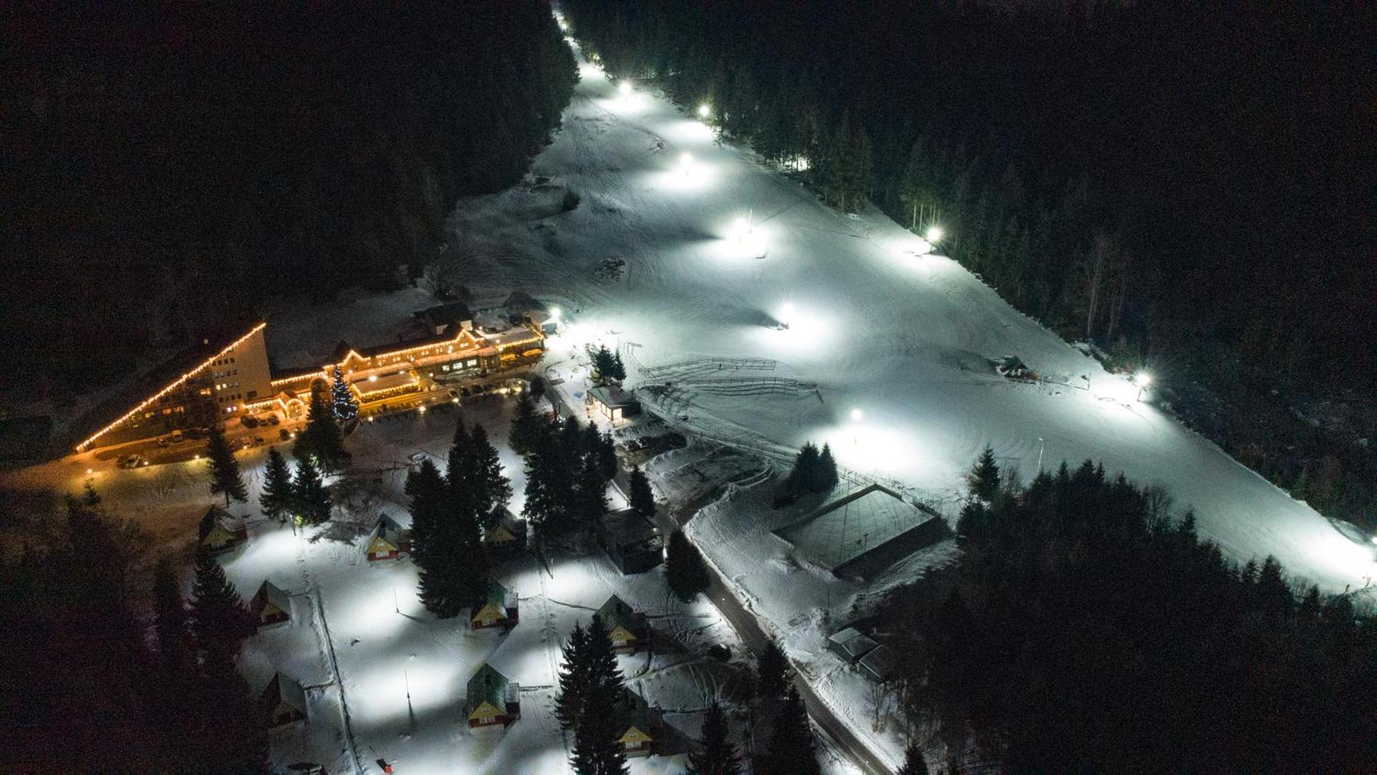 Hotel Zerrenpach Látky Exteriér fotografie