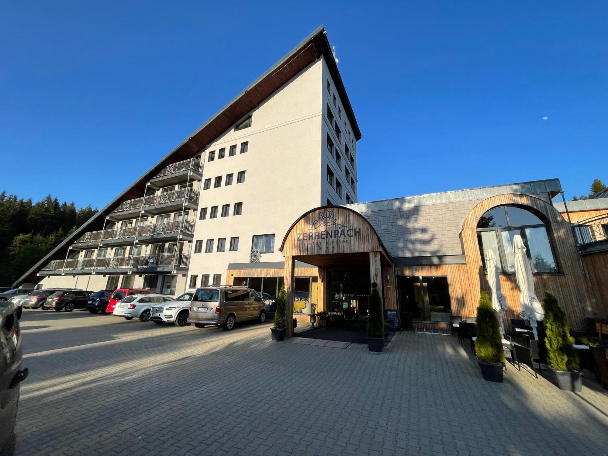 Hotel Zerrenpach Látky Exteriér fotografie
