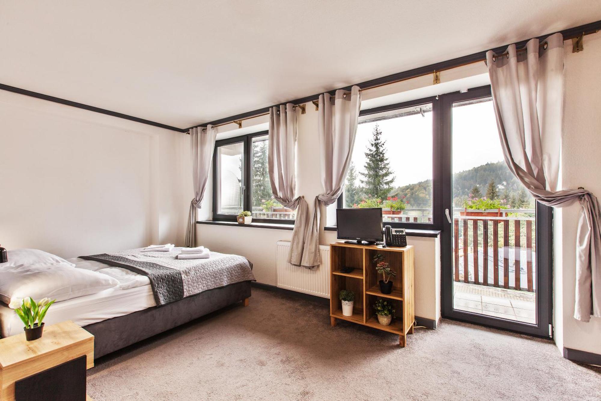 Hotel Zerrenpach Látky Exteriér fotografie